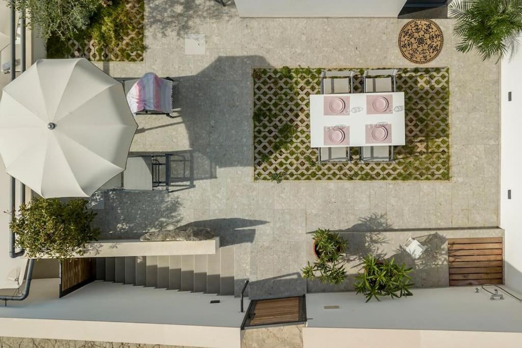 Holiday Home Lolina,Sea On A Palm! Heated Pool Trogir Exterior photo